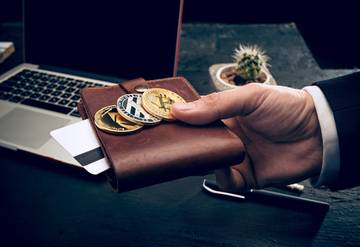 Exchange crypto currency.