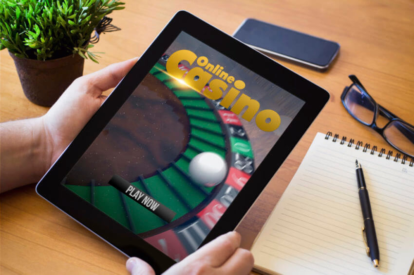 Play online casino games